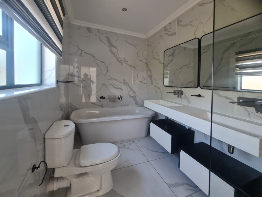 4 Bedroom Property for Sale in Melodie North West